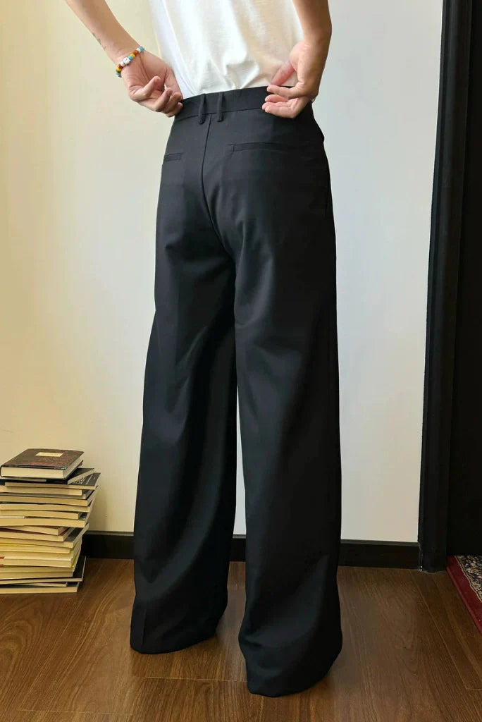 Men Black Wide Leg Pleated Pant Elegant High-Waisted Trousers & Relaxed Fit Pants