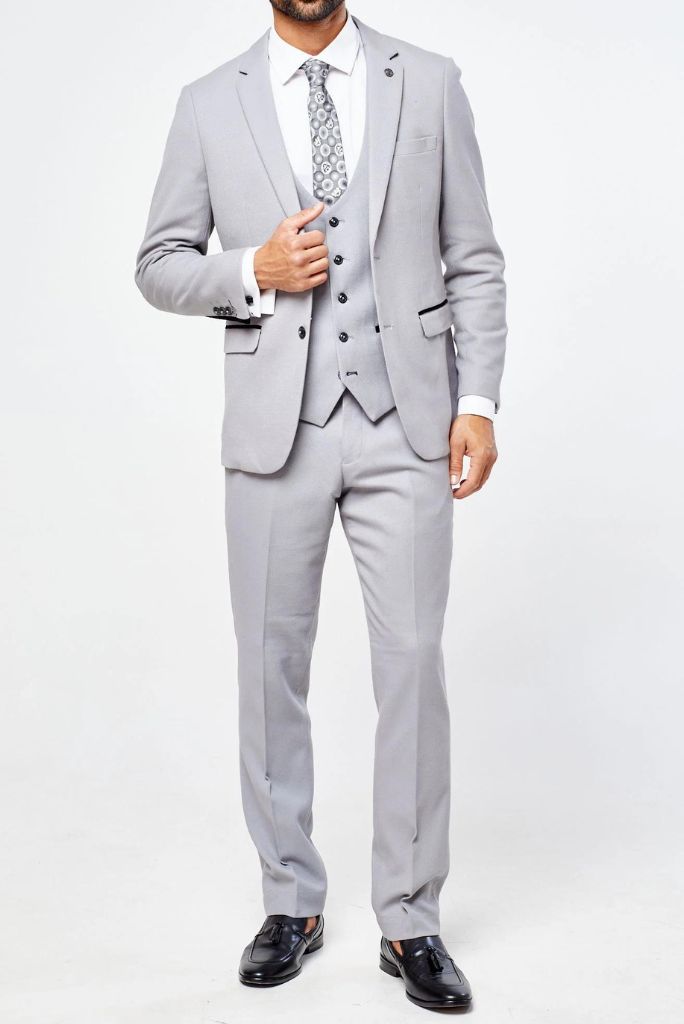Man Dinner Three Piece Light Grey Suit Wedding Wear Formal Elegant Suit Bespoke
